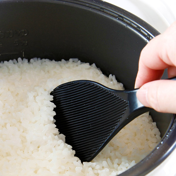 備長炭入り ご飯がつかないしゃもじ