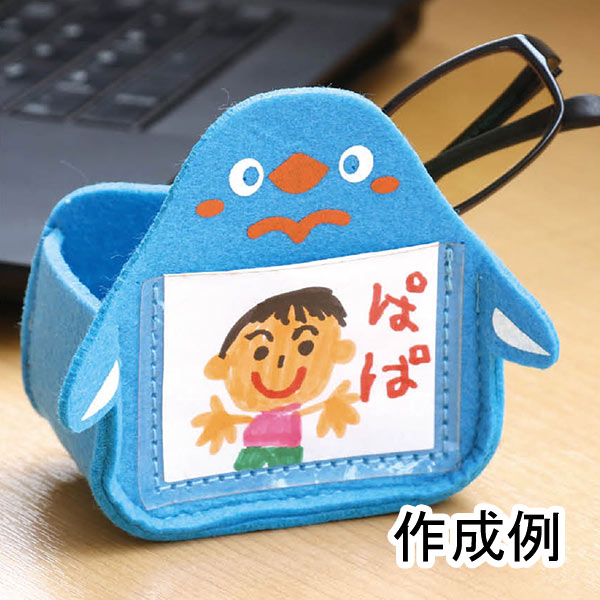 フェルトペンギン小物入れ