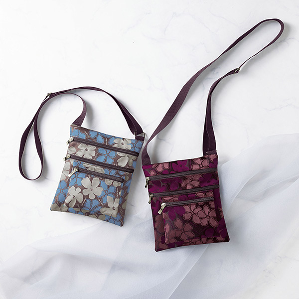 ジャガード刺繍ファスナーポシェット